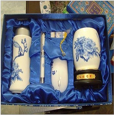 【廠家批發(fā) 中國(guó)風(fēng)國(guó)色天香陶瓷鼠標(biāo)U盤保溫杯筆筒四件套】?jī)r(jià)格,廠家,圖片,U盤,深圳市睿祥騰科技-