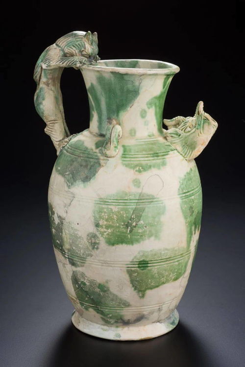 沉睡海底千年的黑石號(hào)文物 展開(kāi)唐代海上絲路陶瓷圖卷